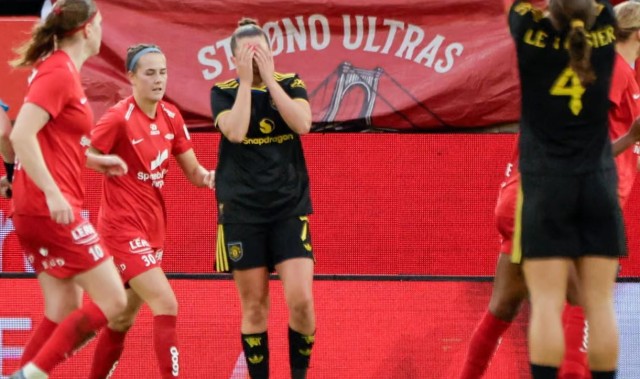 颇为尴尬，欧冠资格赛前曼联女足的部分球鞋在托运中丢失