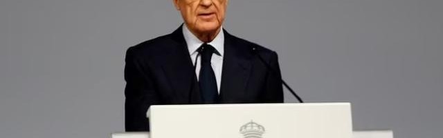 半岛体育注册-弗洛伦蒂诺呼吁：足球运动面临危机，需要尽快变革