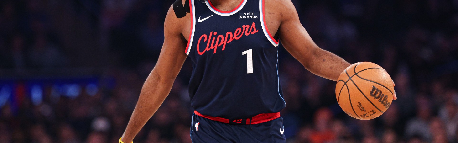 半岛体育下载-老A8的魅力！哈登末节+加时1V1爆砍16分 球星&amp;替补齐发威冲到西10